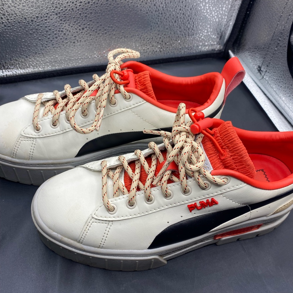 Cute Puma Sneaker. Size 5 1/2